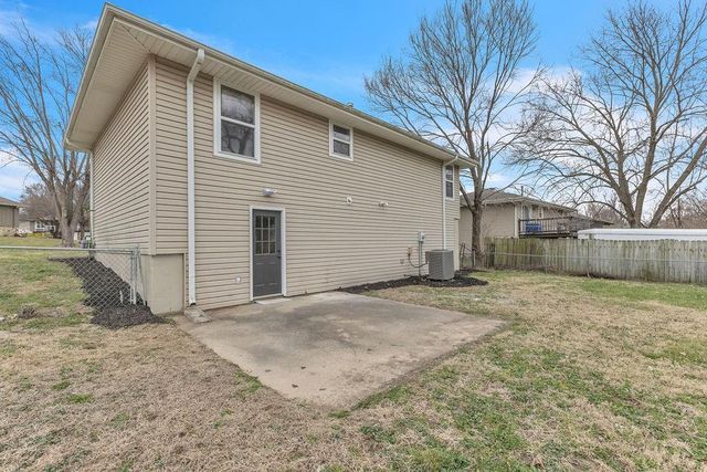 4606 Zebra Lane, St Joseph, MO 64506