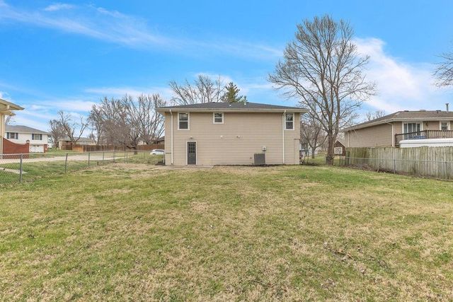 4606 Zebra Lane, St Joseph, MO 64506