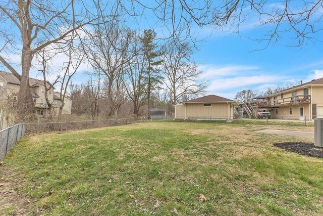 4606 Zebra Lane, St Joseph, MO 64506