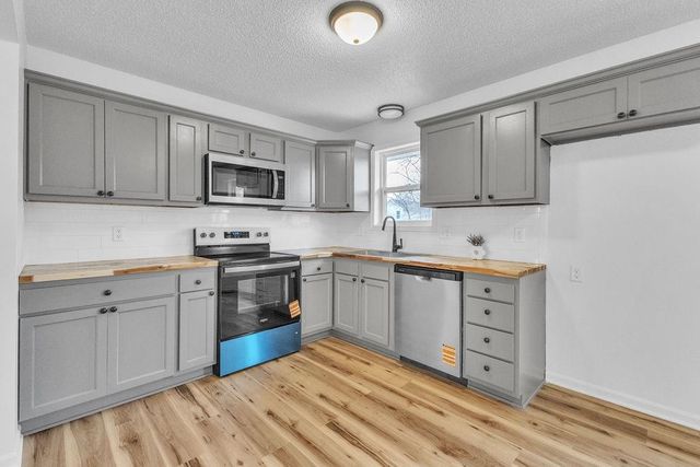 4606 Zebra Lane, St Joseph, MO 64506