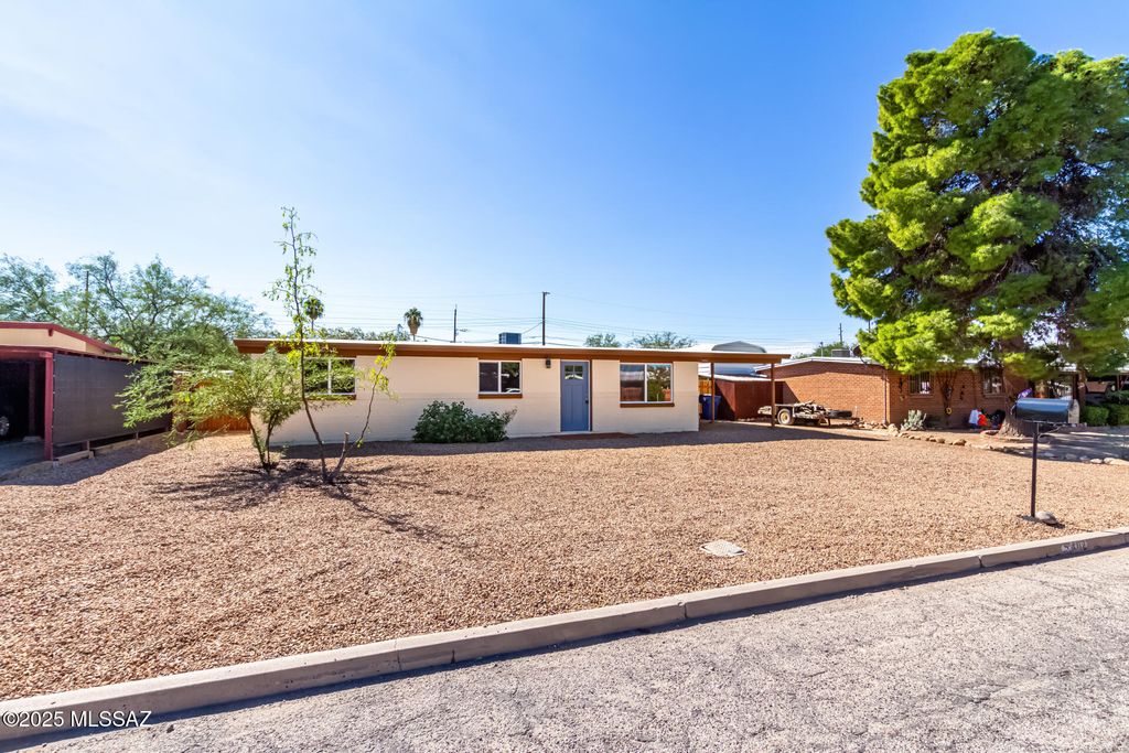 5402 E 28th Street, Tucson, AZ 85711