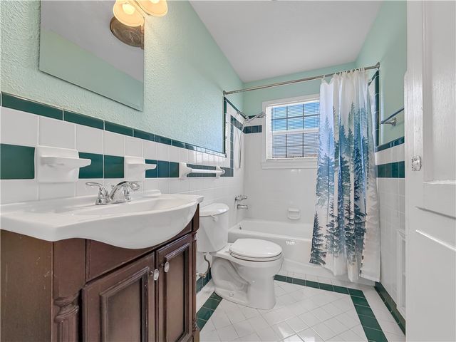 402 Southern St, Corpus Christi, TX 78404