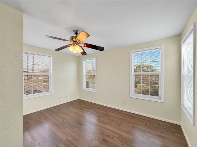 402 Southern St, Corpus Christi, TX 78404