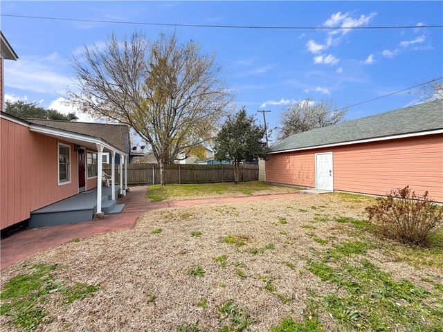 402 Southern St, Corpus Christi, TX 78404