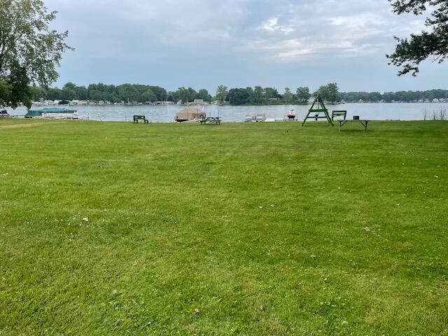 232 Lyn Brook Drive, Girard Twp, MI 49036