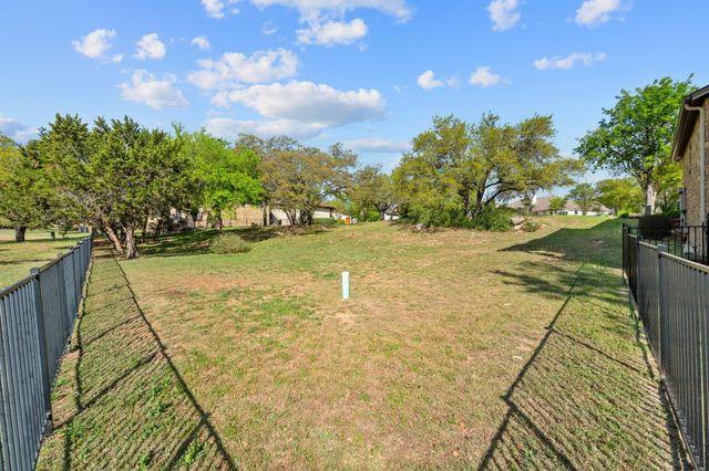 510 Black Wolf RUN, Austin, TX 78738