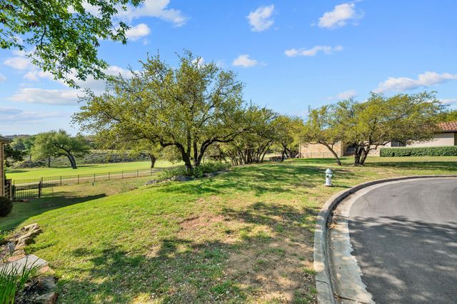 510 Black Wolf RUN, Austin, TX 78738