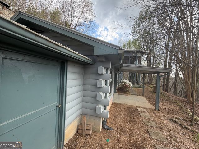 42 Gobbler Lane, Clayton, GA 30525