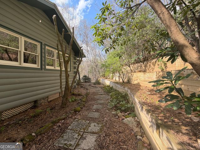 42 Gobbler Lane, Clayton, GA 30525