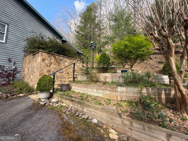 42 Gobbler Lane, Clayton, GA 30525