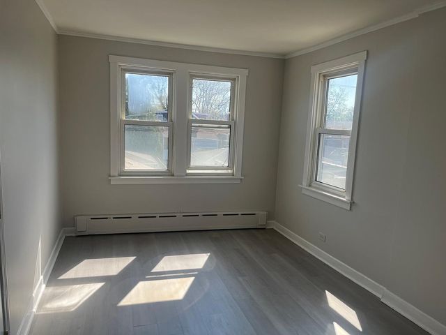 4147 N Marmora Avenue, Chicago, IL 60634