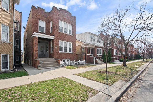 4147 N Marmora Avenue, Chicago, IL 60634