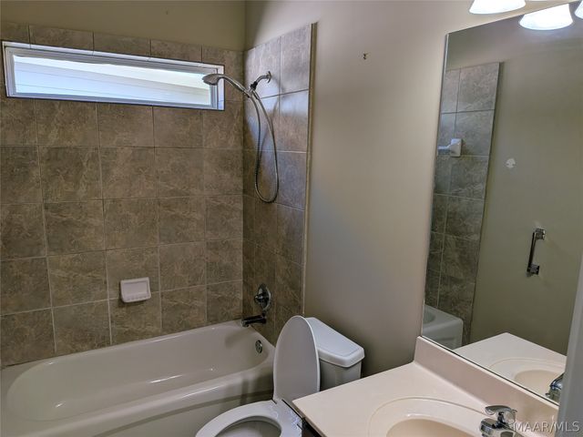 8620 Lantern Way, Montgomery, AL 36116