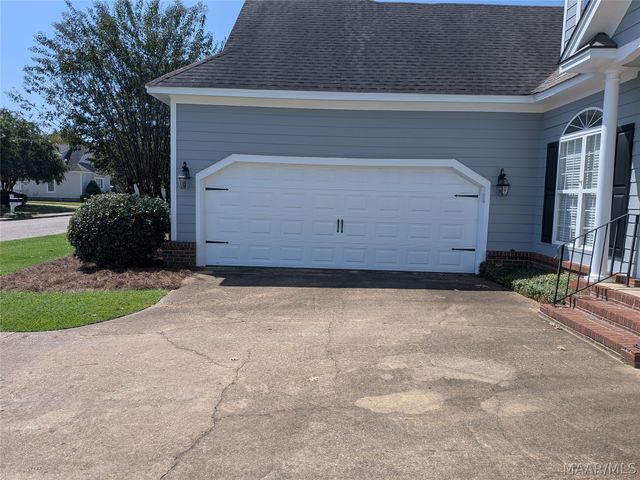 8620 Lantern Way, Montgomery, AL 36116
