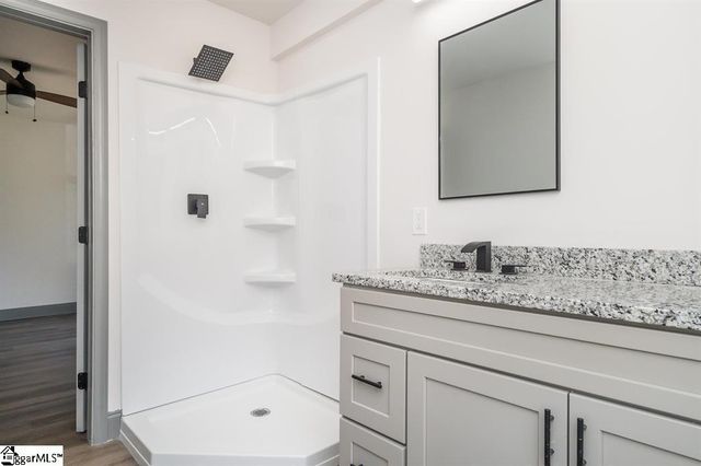 1208 W Main Street, Laurens, SC 29360