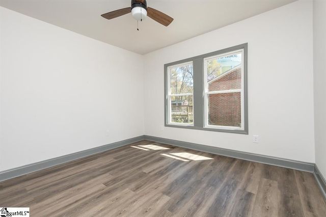 1208 W Main Street, Laurens, SC 29360