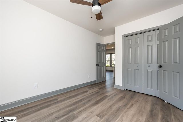 1208 W Main Street, Laurens, SC 29360