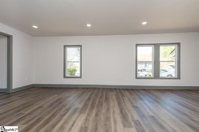 1208 W Main Street, Laurens, SC 29360