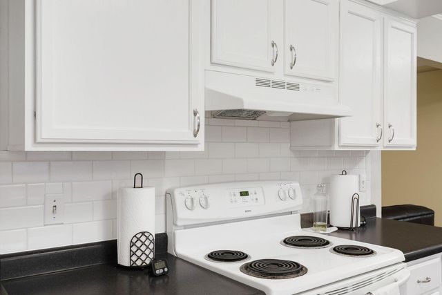 6030 7th Street NE, Fridley, MN 55432