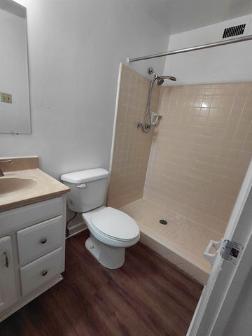 2412 Almond Drive, Tallahassee, FL 32303