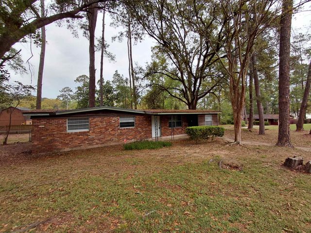 2412 Almond Drive, Tallahassee, FL 32303