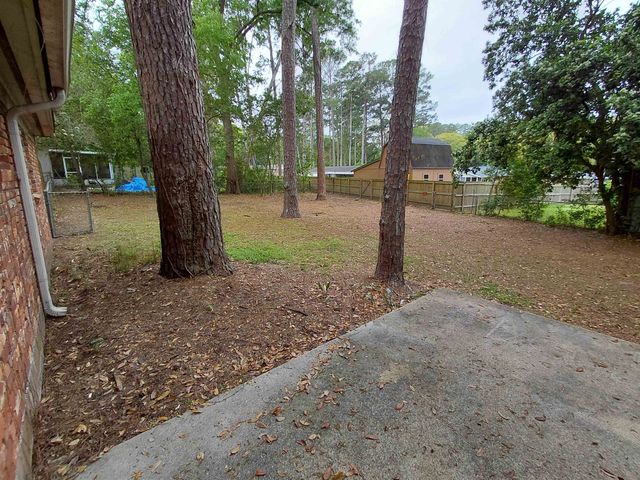 2412 Almond Drive, Tallahassee, FL 32303