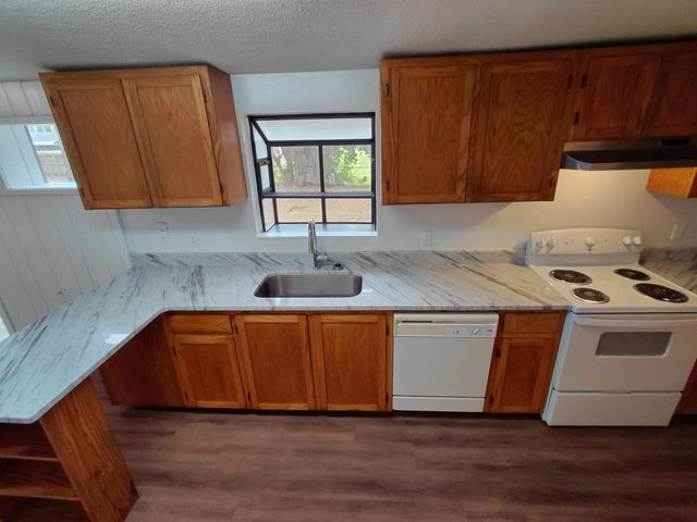 2412 Almond Drive, Tallahassee, FL 32303