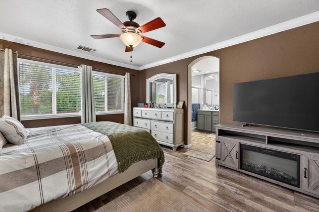 145 Montana Ct, Yuba City, CA 95991