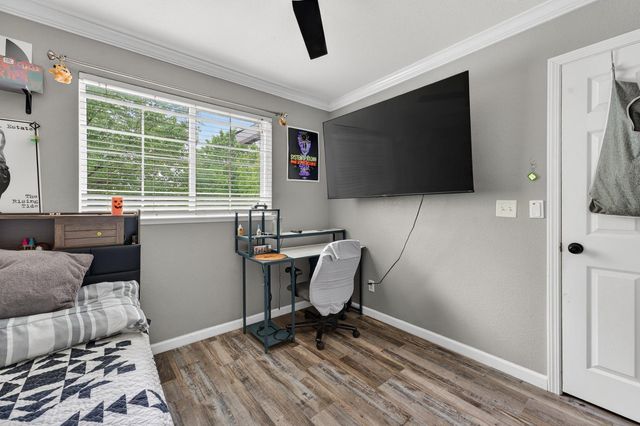 145 Montana Ct, Yuba City, CA 95991