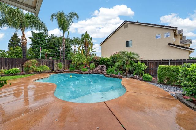 145 Montana Ct, Yuba City, CA 95991