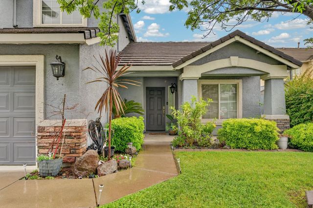 145 Montana Ct, Yuba City, CA 95991