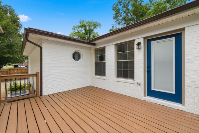 1014 Jenny Lillard Road, Lawrenceburg, KY 40342