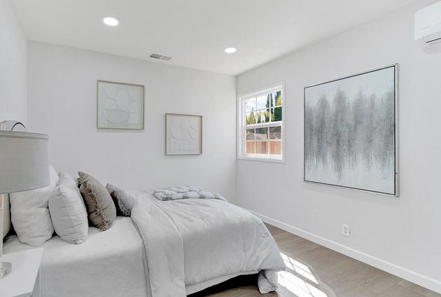 824 Acacia Avenue, Sunnyvale, CA 94086