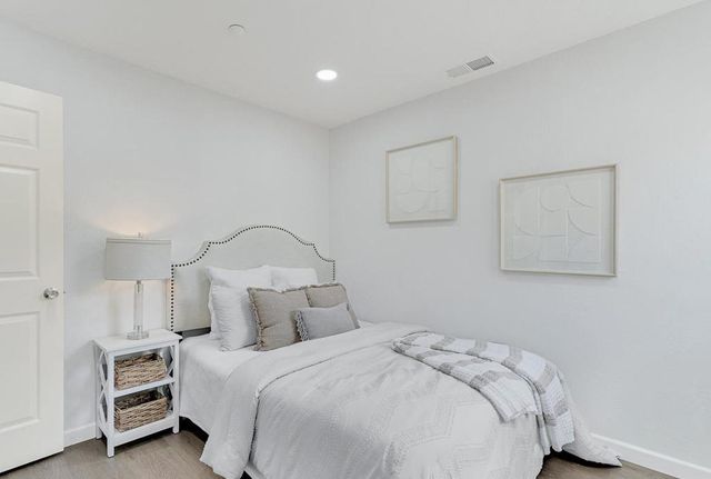 824 Acacia Avenue, Sunnyvale, CA 94086