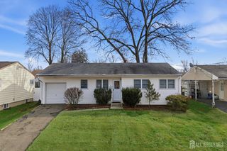 11 Dartmouth Road, Parlin, NJ 08859