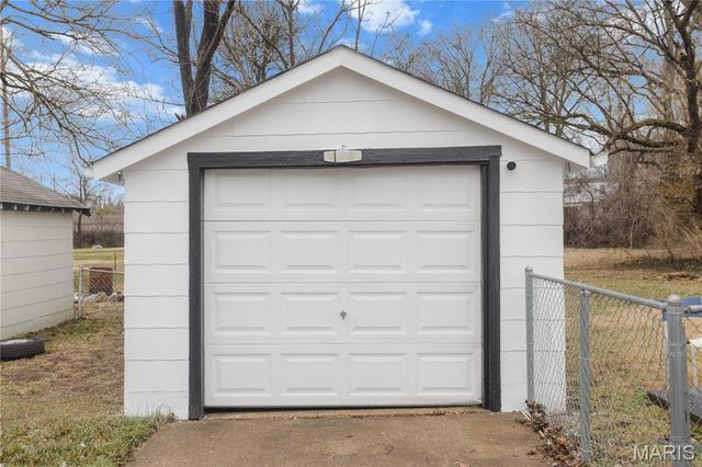 269 S Barat Avenue, Ferguson, MO 63135