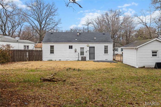 269 S Barat Avenue, Ferguson, MO 63135