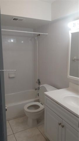 11840 NE 19th Drive 27, North Miami, FL 33181