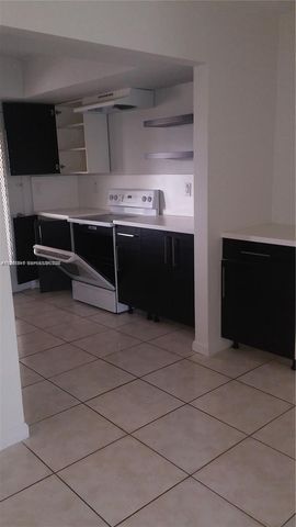 11840 NE 19th Drive 27, North Miami, FL 33181