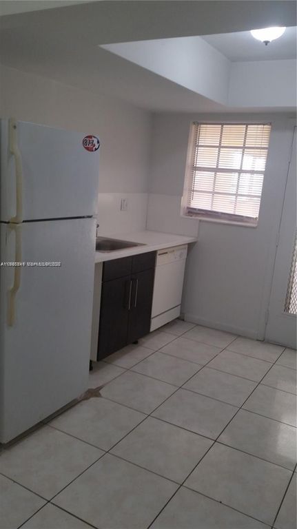 11840 NE 19th Drive 27, North Miami, FL 33181
