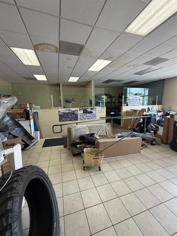 10 E 1st Street E, National City, CA 91950