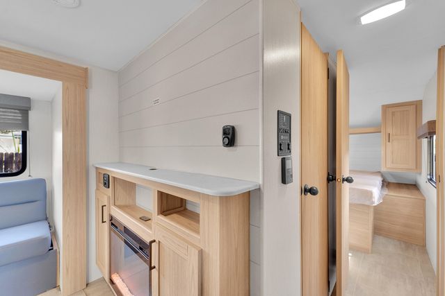 3631 NW 4th Street 2, Lauderhill, FL 33311