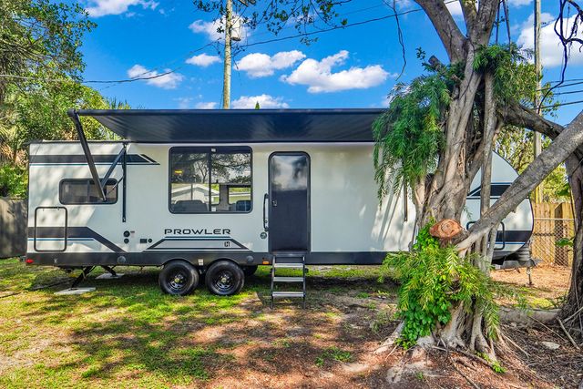 3631 NW 4th Street 2, Lauderhill, FL 33311