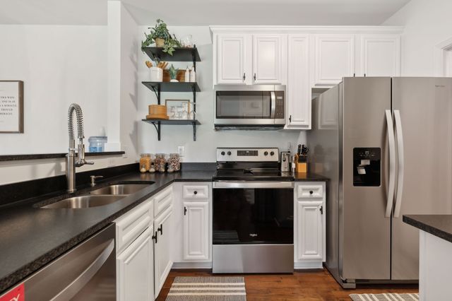 4720 Brighton Village Dr A8, Nashville, TN 37211