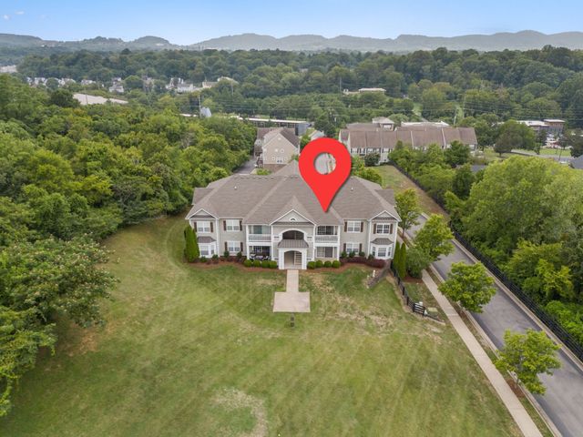 4720 Brighton Village Dr A8, Nashville, TN 37211