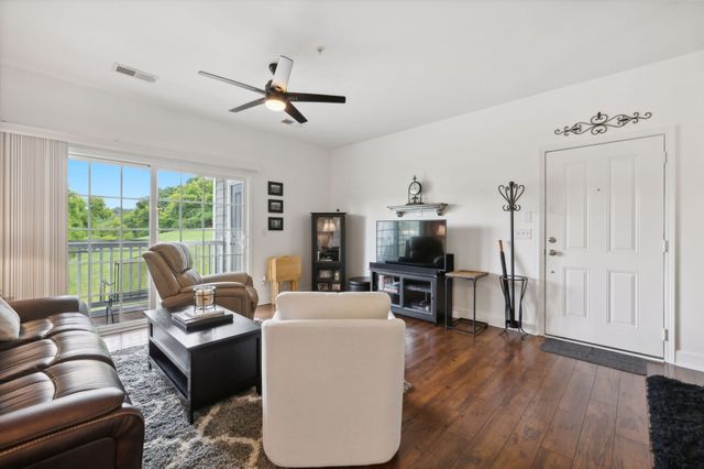 4720 Brighton Village Dr A8, Nashville, TN 37211