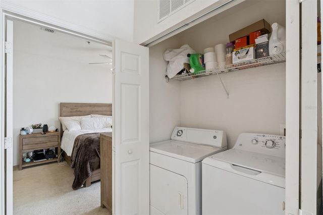 2604 GRAND CENTRAL PARKWAY 12, Orlando, FL 32839