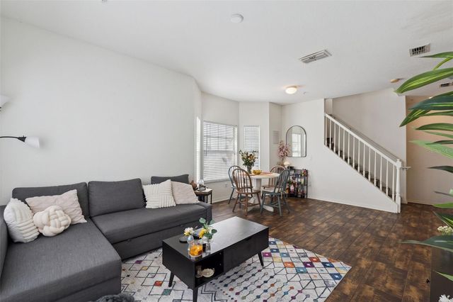 2604 GRAND CENTRAL PARKWAY 12, Orlando, FL 32839