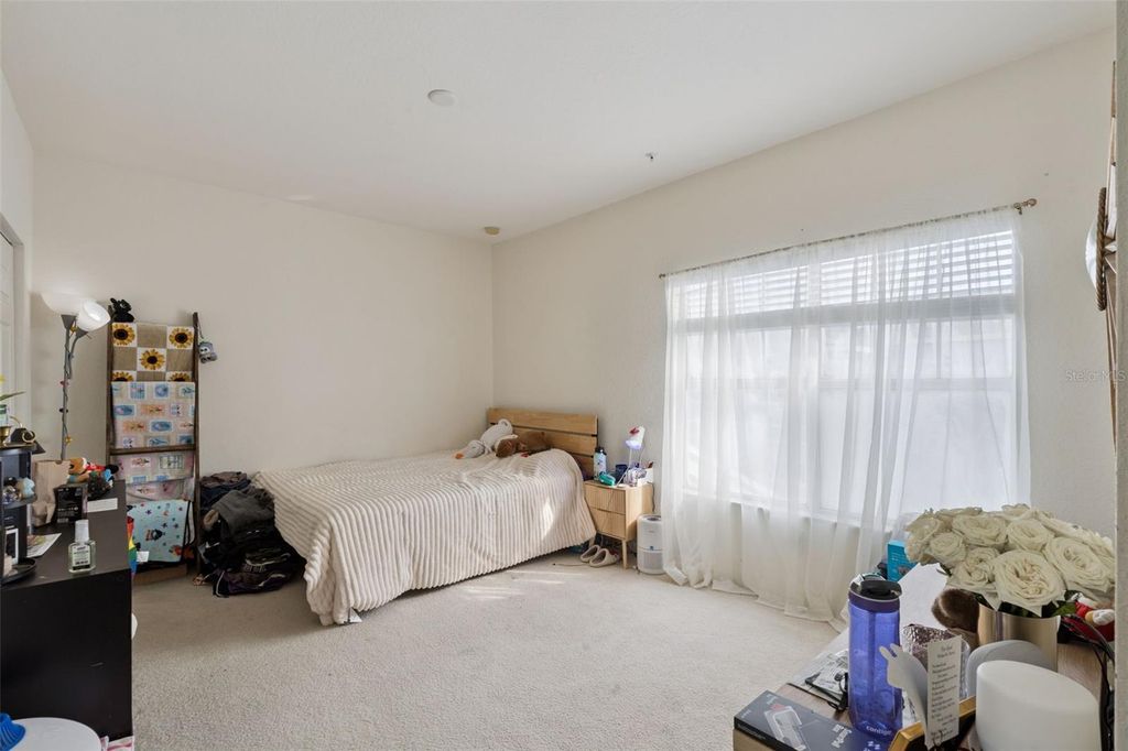 Image 19 of property listing at 2604 GRAND CENTRAL PARKWAY 12, Orlando, FL 32839