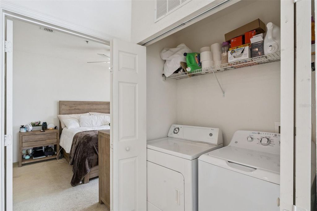 Image 22 of property listing at 2604 GRAND CENTRAL PARKWAY 12, Orlando, FL 32839